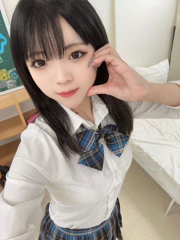 るり